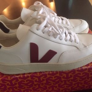 VEJA SHOES